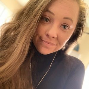 Meet your Posher, Kellie